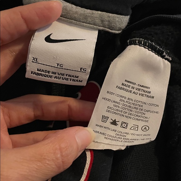 Nike XL Black Georgia Volleyball Hoodie - Picture 2 of 2